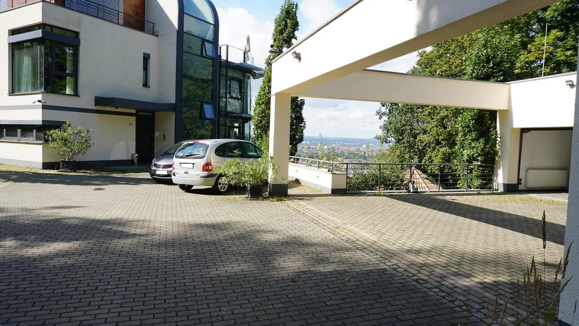 Villa Via Lapis - Panoramablick Ueber Dresden - Garten - Pool - Sauna - Luxus 0*,  Germany